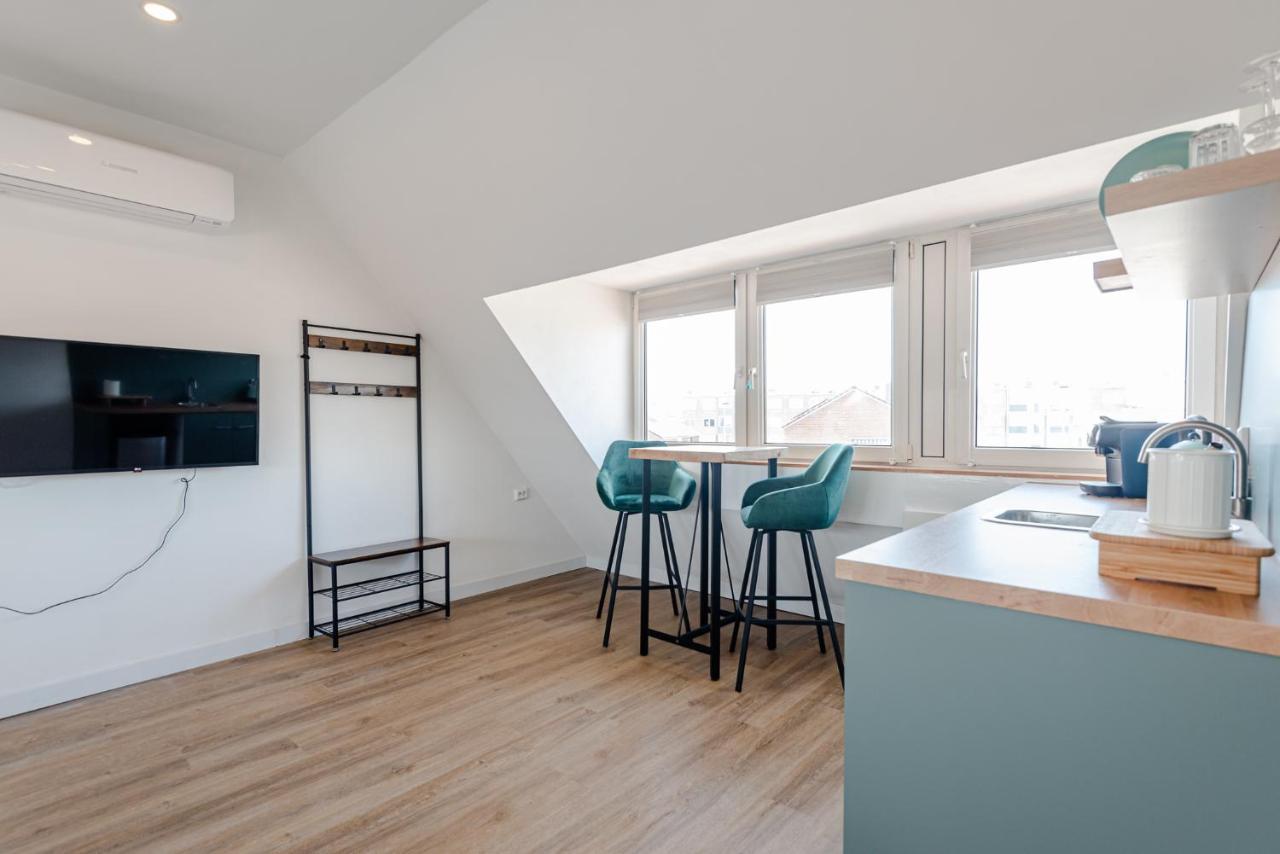 Albatros Aan Zee - Studio Zandvoort Luaran gambar